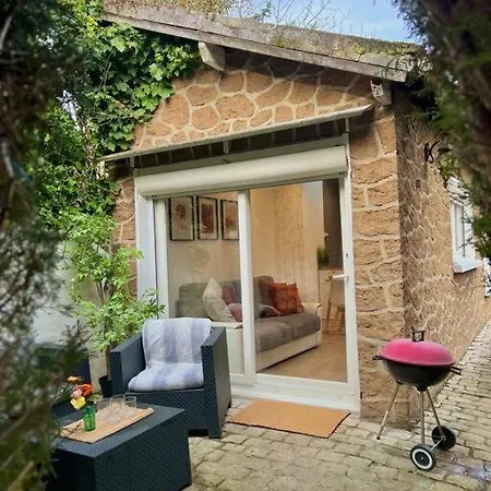 Maison Privative Face Au
